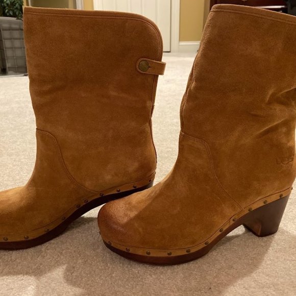 UGGS Studded Suede Boots - Picture 1 of 5